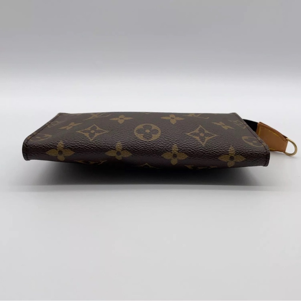 Authentic  Louis Vuitton Monogram Bucket Pouch No box - Picture 4 of 8